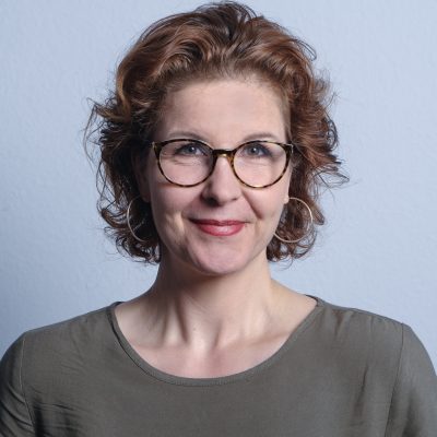 Nina Frankenreiter : Dipl.-Sozialarbeiterin, Gestaltungs-Soziotherapeutin